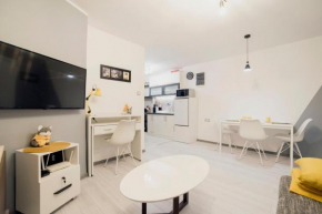 Leana Apartment
